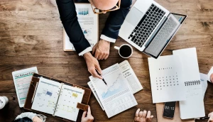 Outsourcing kontroli środowiskowej w sektorze produkcyjnym — case study